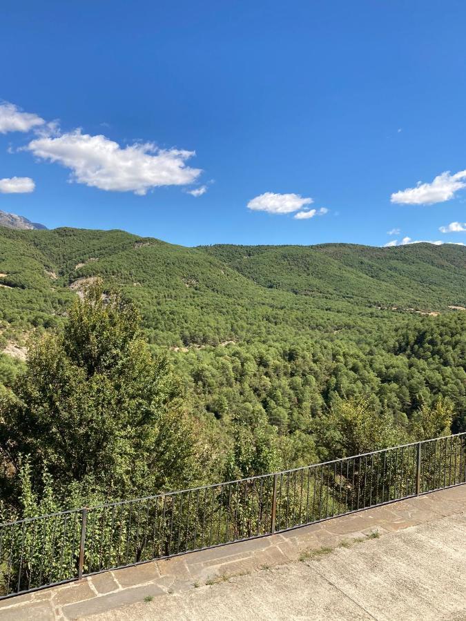 Гостевой дом Casa Encuentra, En El Pirineo Al Lado De Ainsa Эль-Пуэйо-де-Арагуас Экстерьер фото