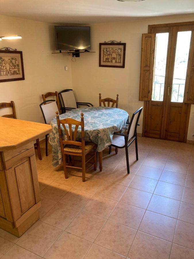 Гостевой дом Casa Encuentra, En El Pirineo Al Lado De Ainsa Эль-Пуэйо-де-Арагуас Экстерьер фото